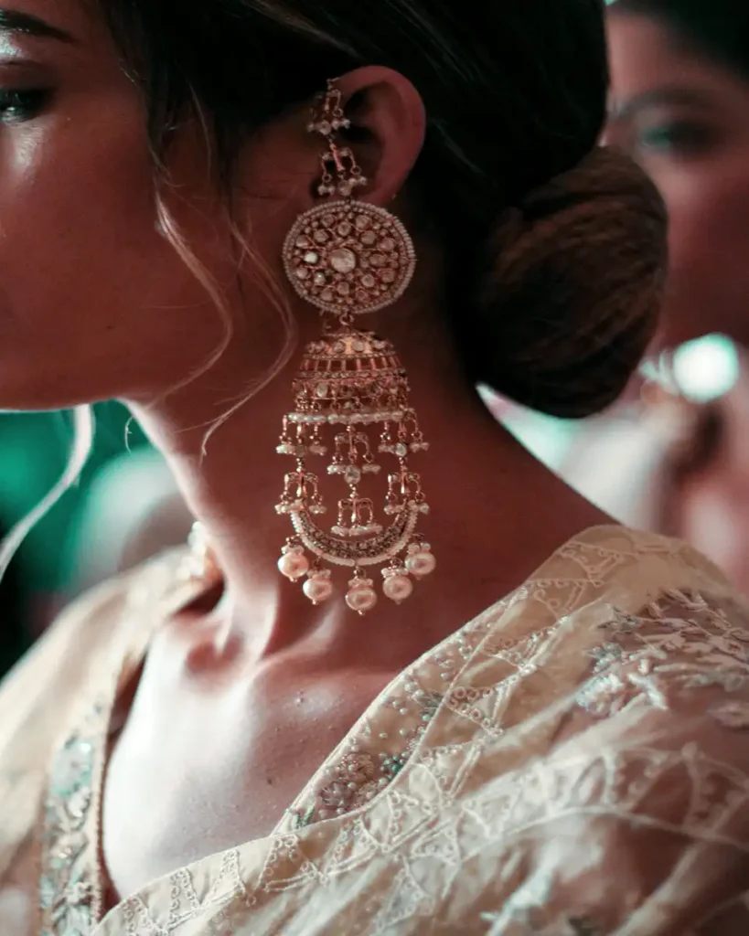 gold jhumka designs
