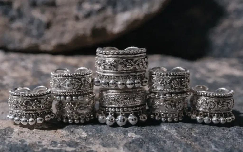 handmade silver toe rings for indian brides