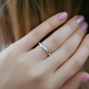 Pure Elegance in Platinum & Diamonds